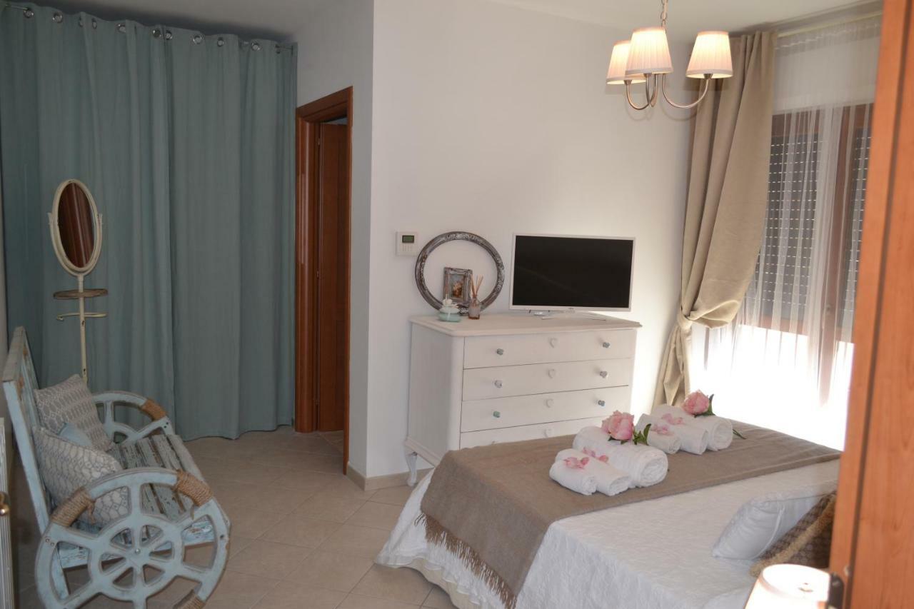 Airport & Fair Suite Apartments フィウミチーノ エクステリア 写真